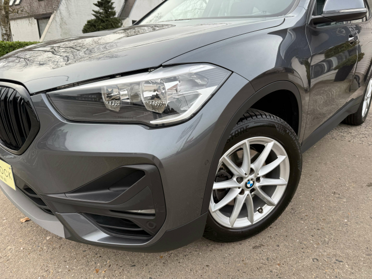 BMW X1 AUT/SPORT/SOUNDSYS/PANO DAK/PDC/ZETELVERW Geert De Bock