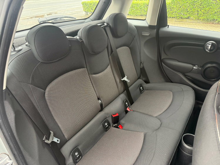 MINI Cooper 5 DEURS/AUT/SPORT/NAVI/PANO DAK/PDC Geert De Bock