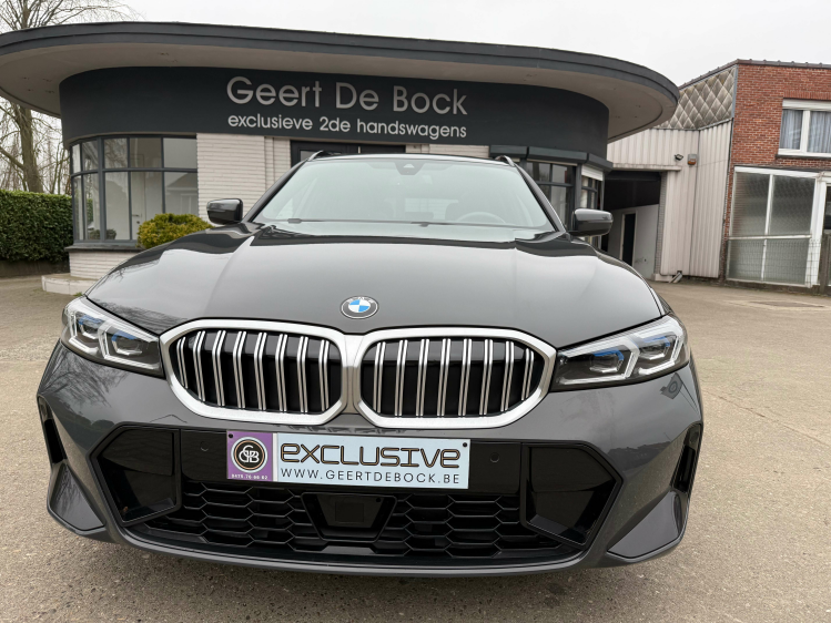 BMW 320 Tour/320iAS MSPORT/HEADUP/PANO/ Geert De Bock