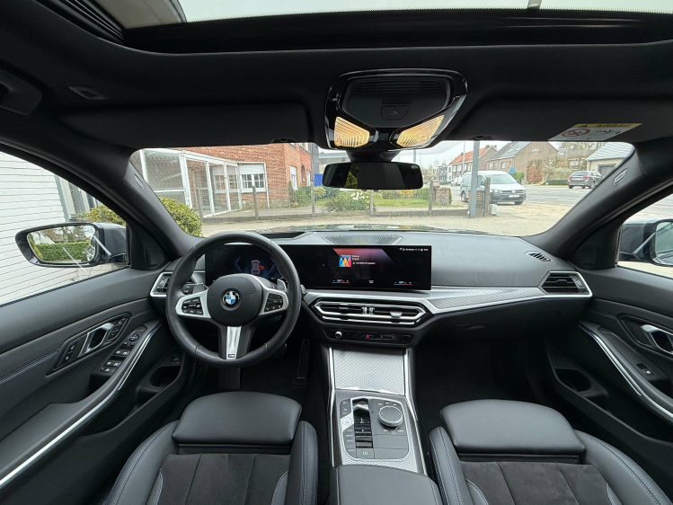 BMW 320 Tour/320iAS MSPORT/HEADUP/PANO/ Geert De Bock