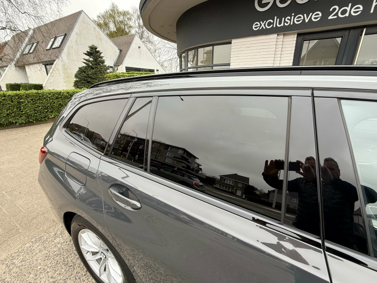 BMW 320 Tour/320iAS MSPORT/HEADUP/PANO/ Geert De Bock