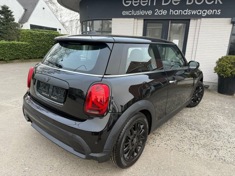 MINI One 1.5AUT/SPORT/BLACK LINE/ALU BLACK*VERKOCHT* Geert De Bock