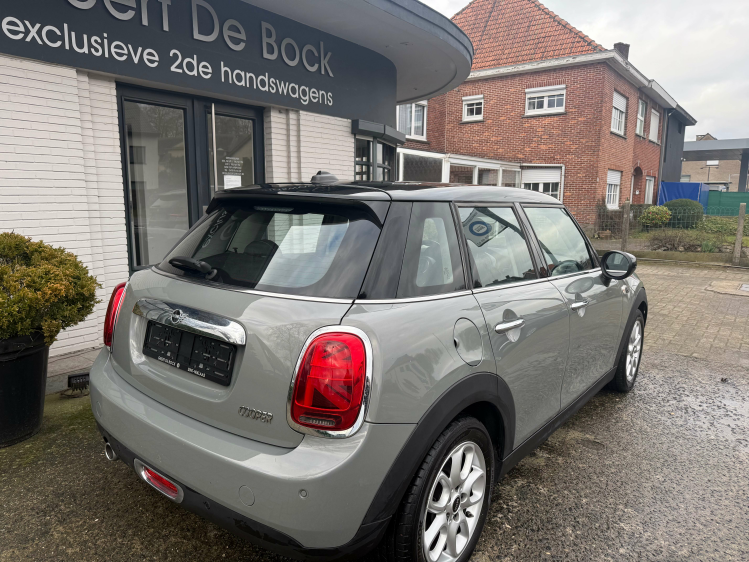 MINI Cooper 5 DEURS/AUT/SPORT/NAVI/PANO DAK/PDC*VERKOCHT* Geert De Bock