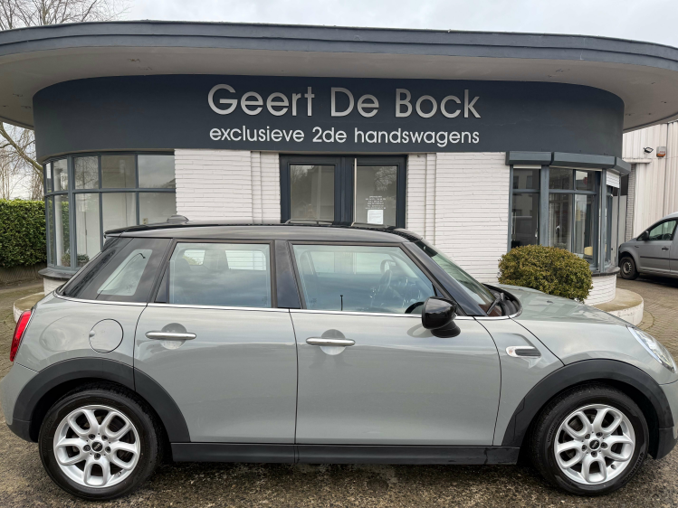 MINI Cooper 5 DEURS/AUT/SPORT/NAVI/PANO DAK/PDC*VERKOCHT* Geert De Bock