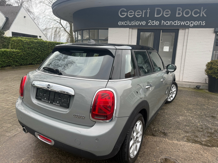 MINI Cooper 5 DEURS/AUT/SPORT/NAVI/PANO DAK/PDC*VERKOCHT* Geert De Bock
