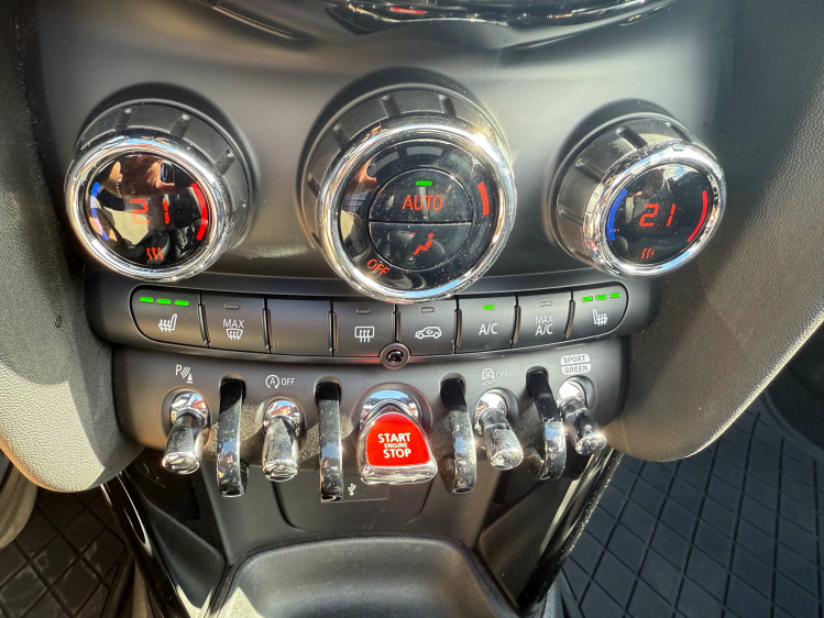 MINI Cooper Cabrio Cabriolet AUT/NAVI/CAMERA/17