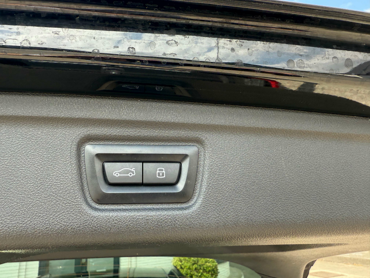 BMW 320 Touring 320iAS/M SPORT/PANO/HEAD UP/HIFI Geert De Bock