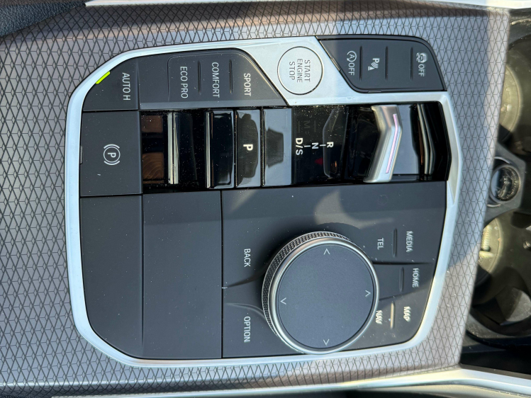 BMW 320 Touring 320iAS/M SPORT/PANO/HEAD UP/HIFI Geert De Bock