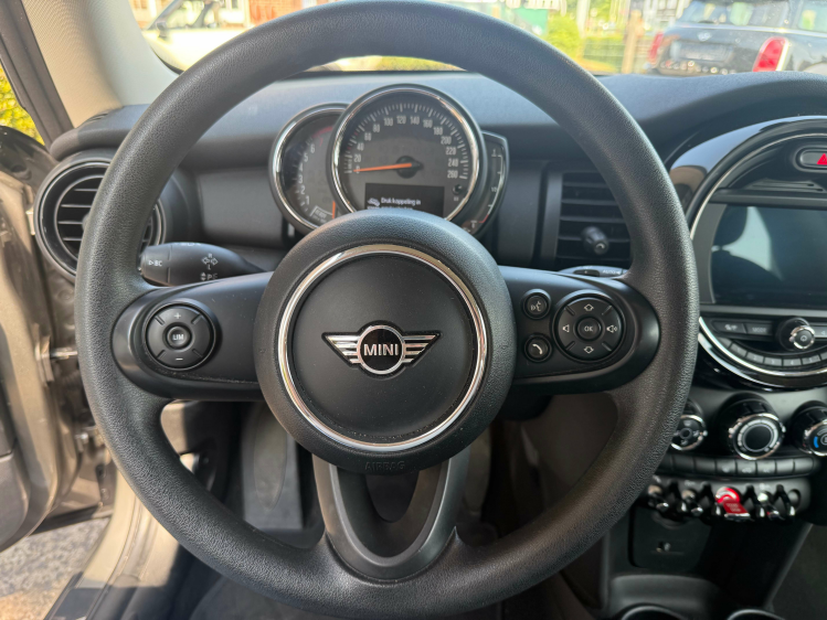 MINI One 1.5 SPORT/NAVI/17