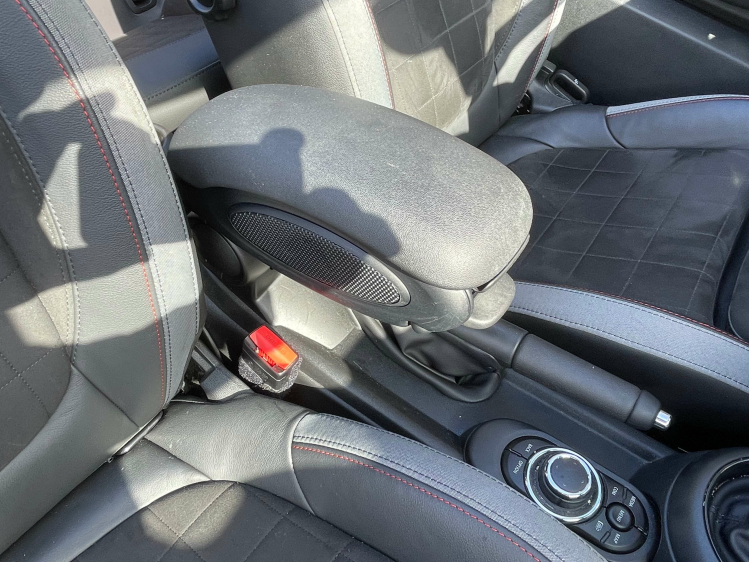 MINI Cooper Cabrio Cabriolet JCW KIT/BLACKLINE/APPLE CARPLAY** Geert De Bock