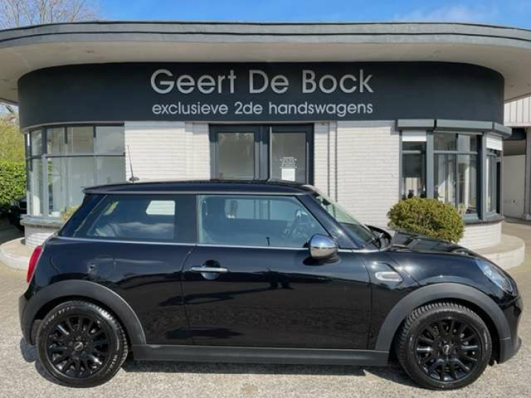 MINI One /BLACK SPORT/JCW INTERIEUR/ALU BLACK Geert De Bock