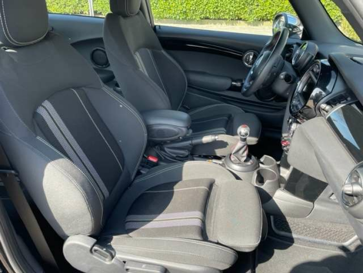 MINI One /BLACK SPORT/JCW INTERIEUR/ALU BLACK Geert De Bock