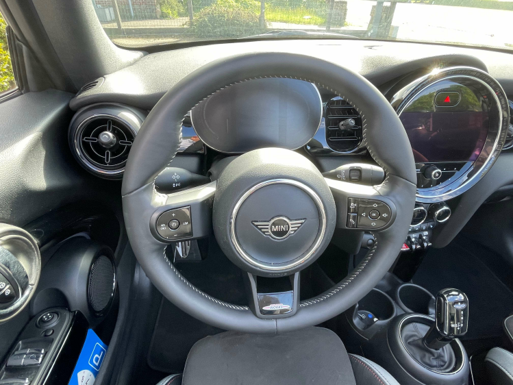 MINI Cooper Cabrio Cabriolet JCW KIT/BLACKL/APPLE CARPLAY**VERKOCHT** Geert De Bock