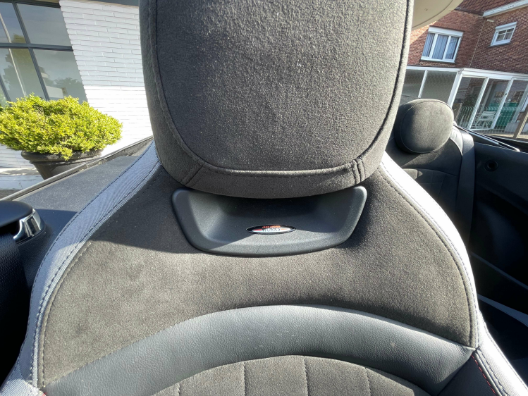 MINI Cooper Cabrio Cabriolet JCW KIT/BLACKL/APPLE CARPLAY**VERKOCHT** Geert De Bock