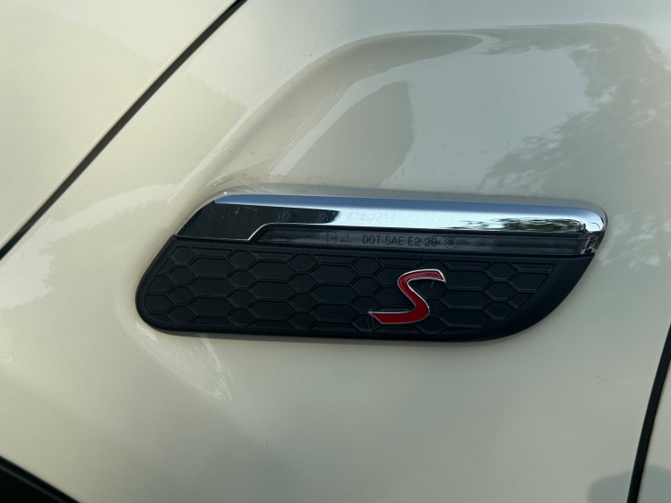 MINI Cooper S Cabrio Cabrio2.0AUT/LEDER/CAMERA/NAVI/18