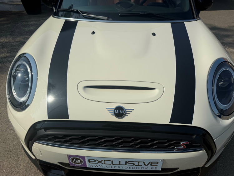 MINI Cooper S Cabrio Cabrio2.0AUT/LEDER/CAMERA/NAVI/18