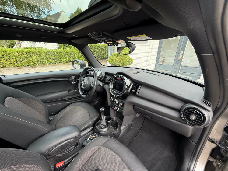 MINI One Mini One/NAVI/PANO/PDC/17