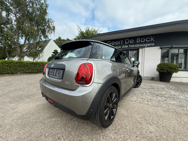 MINI One Mini One/NAVI/PANO/PDC/17