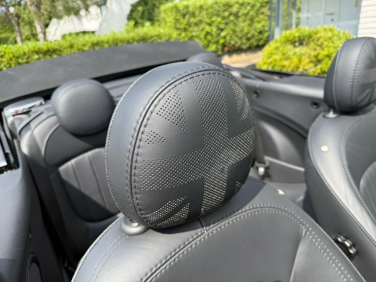 MINI Cooper Cabrio Cabrio Aut. MINI Resolute Edition/LEDER/NAVI Geert De Bock