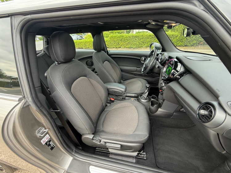 MINI One NAVI/PANO/PDC/17