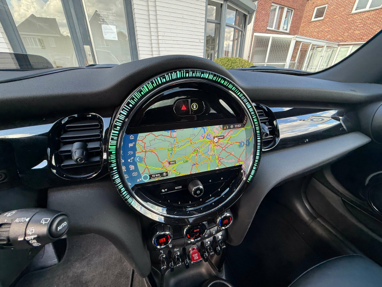 MINI Cooper Aut. SPORT/HEAD UP/PANO/18