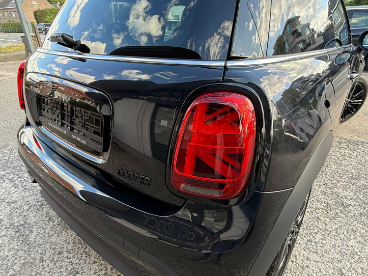 MINI Cooper Aut. SPORT/HEAD UP/PANO/18