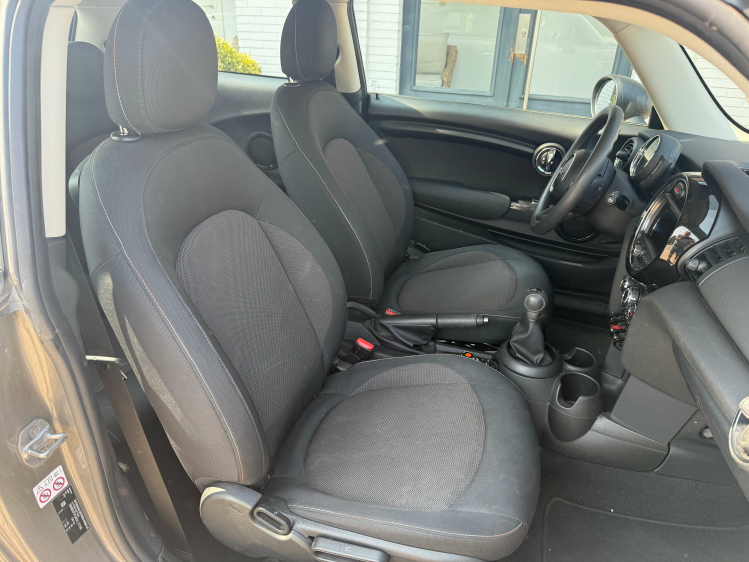 MINI One 1.5SPORT/NAVI/ APPLE CP/17