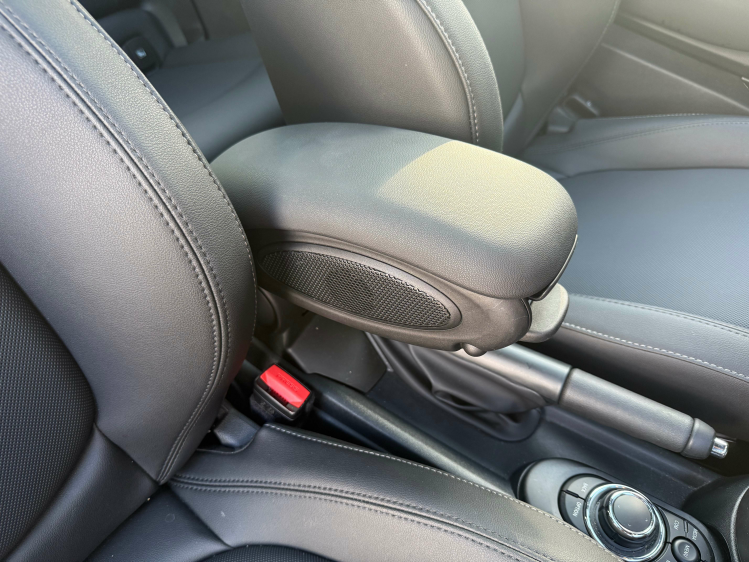 MINI Cooper Aut./HEAD UP/PANO/17