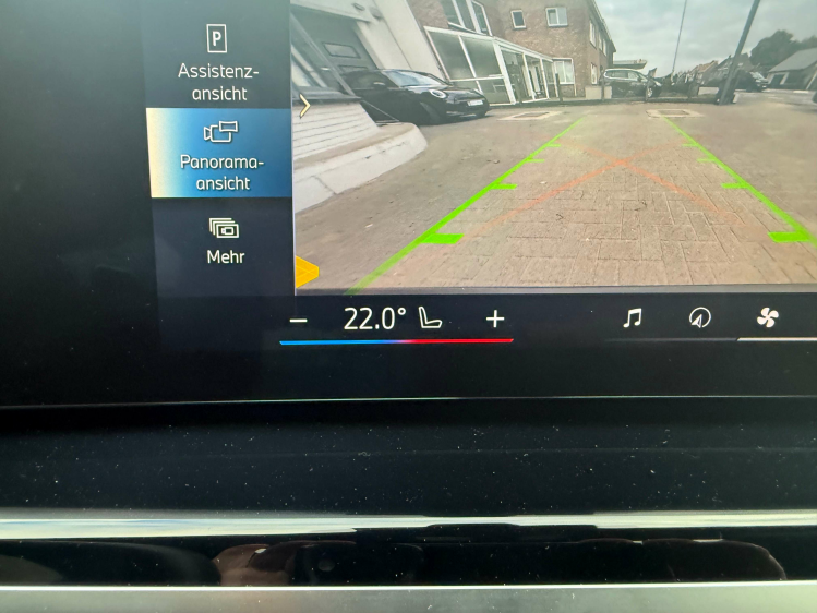 BMW X5 xDrive50e SPORT/CAM360°/PANO/TREKH./22