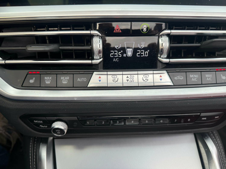 BMW 420 IASCabrio MSport/CAM/HEADUP/HARMAN KARDON/19