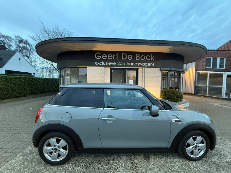 MINI One SPORT AUT./NAVI/CAMERA/ZETELVERW/PDC/ALU Geert De Bock