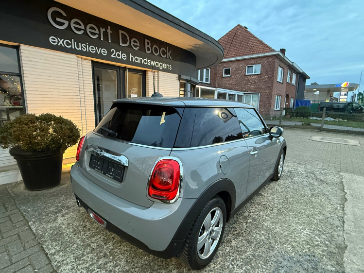 MINI One SPORT AUT./NAVI/CAMERA/ZETELVERW/PDC/ALU Geert De Bock