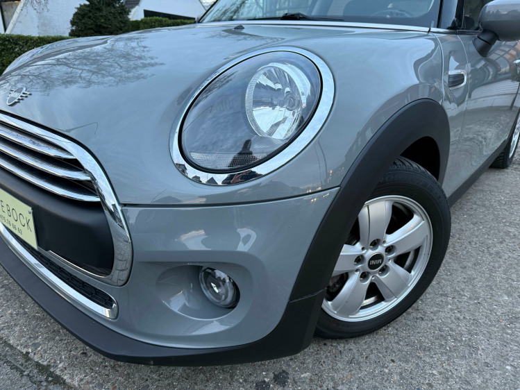 MINI One SPORT AUT./NAVI/CAMERA/ZETELVERW/PDC/ALU Geert De Bock