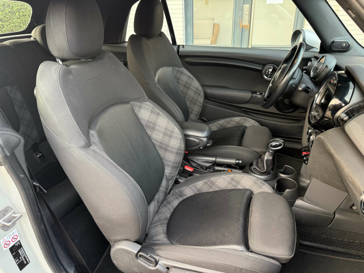 MINI Cooper Cabrio Aut/NAVI/HARM KARD/17