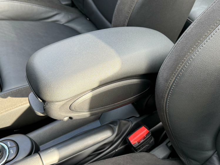 MINI Cooper S Cabrio Mini Cabriolet 2.0AS Cooper S/NAVI/JCW KIT/18\