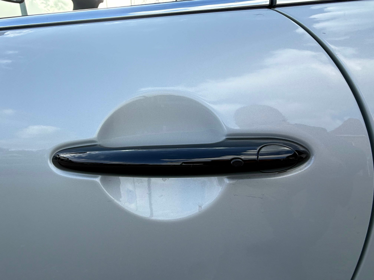 MINI Cooper S Cabrio Mini Cabriolet 2.0AS Cooper S/NAVI/JCW KIT/18\