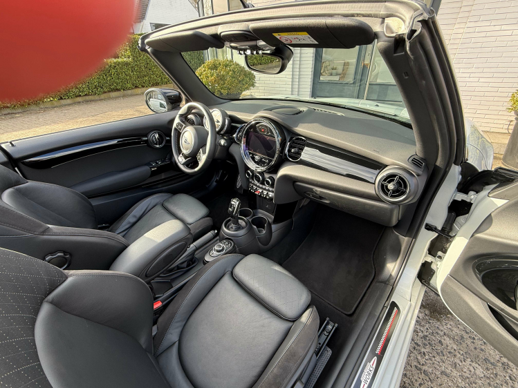 MINI Cooper S Cabrio Mini Cabriolet 2.0AS Cooper S/NAVI/JCW KIT/18