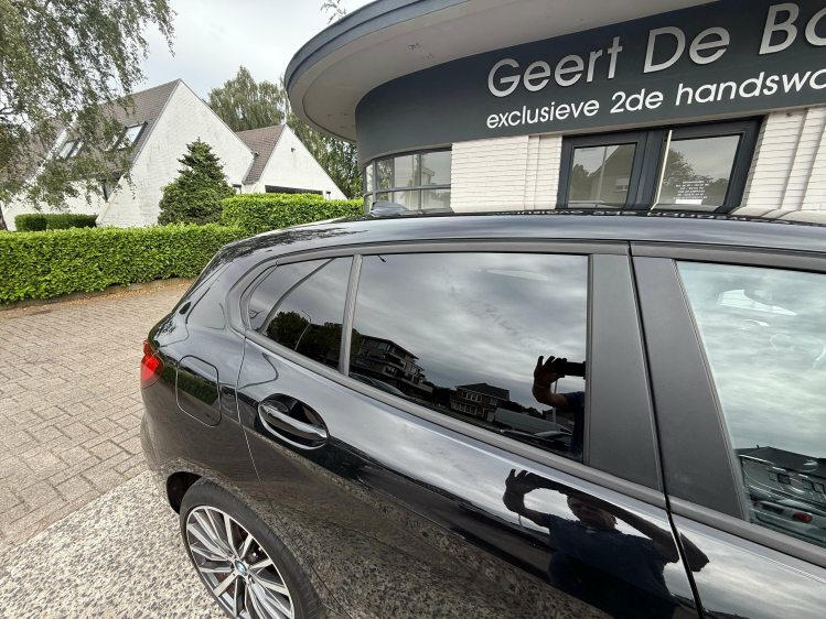 BMW 118 118iA M SPORTSTUUR/18\