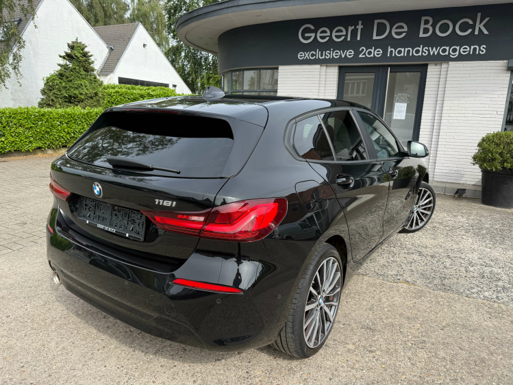 BMW 118 118iA M SPORTSTUUR/18\
