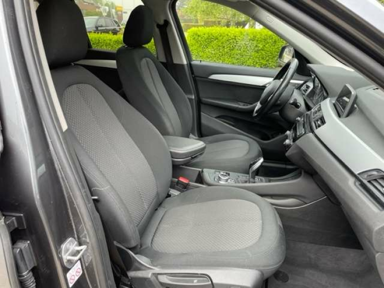 BMW X1 1.5iA sDrive18/AUT/NAVI/PDC/ALU/ Geert De Bock