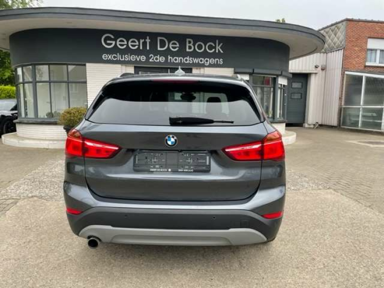 BMW X1 1.5iA sDrive18/AUT/NAVI/PDC/ALU/ Geert De Bock