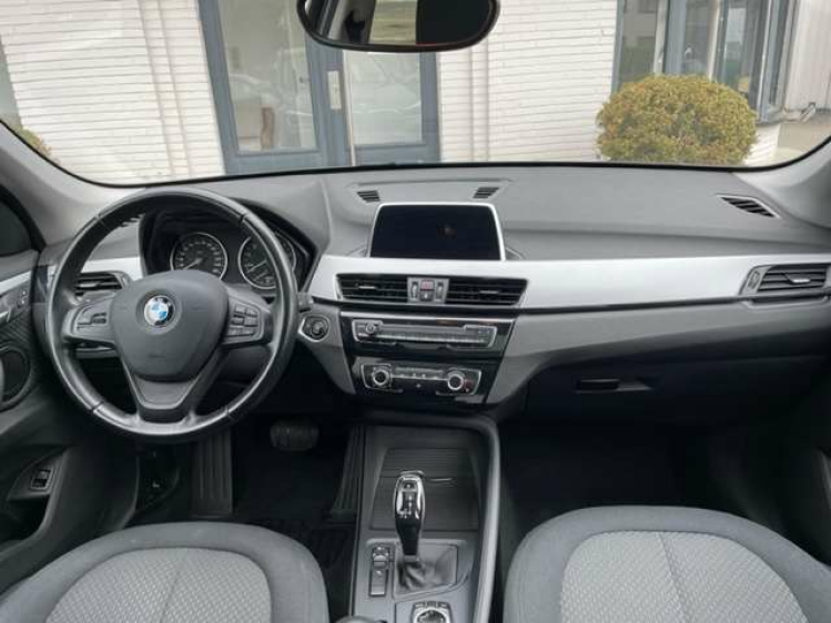 BMW X1 1.5iA sDrive18/AUT/NAVI/PDC/ALU/ Geert De Bock