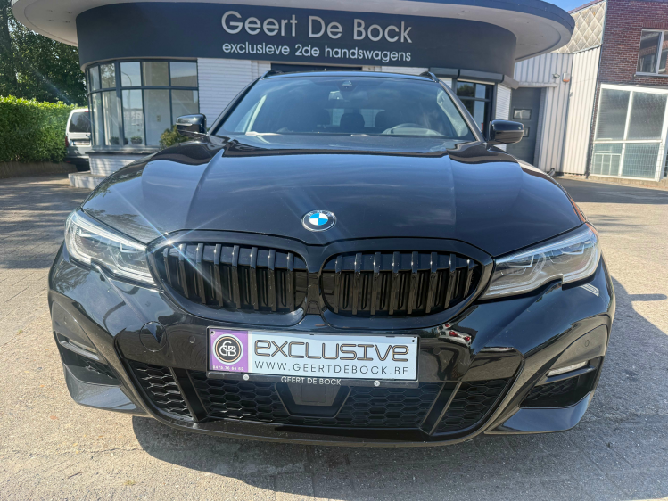 BMW 320 Touring 320iAS/MSPORT/MSPORT/PANO DAK/TREKHAAK Geert De Bock