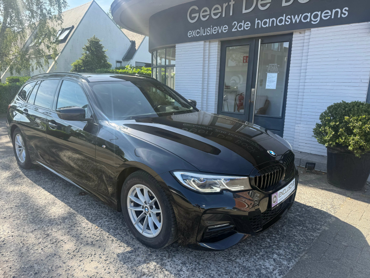 BMW 320 Touring 320iAS/MSPORT/MSPORT/PANO DAK/TREKHAAK Geert De Bock