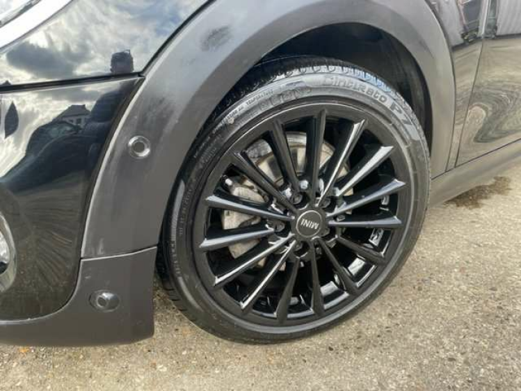 MINI One 1.5AUT./BLACK SP/NAVI/APPLE CARP*VERKOCHT Geert De Bock