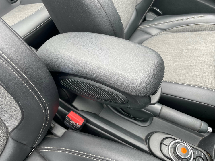 MINI Cooper Cabrio AUT/HARMAN KARDON/NAVI/17