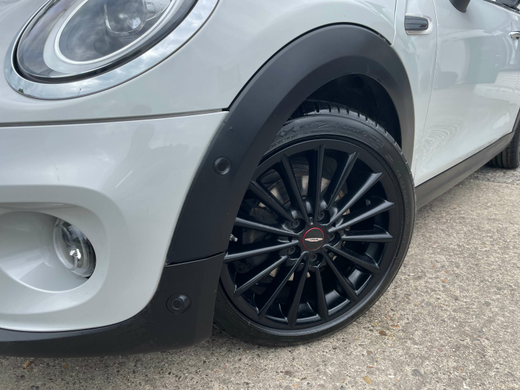 MINI Cooper Cabrio AUT/HARMAN KARDON/NAVI/17