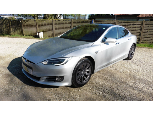 Autobedrijf Vynckier - Tesla MODEL S