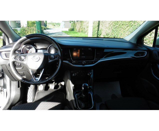 Opel ASTRA 14i16v turbo full option Autobedrijf Vynckier