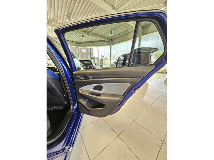 Volkswagen Golf R Harman Kardon/Keyless/LED/GARANTIE DVX Cars